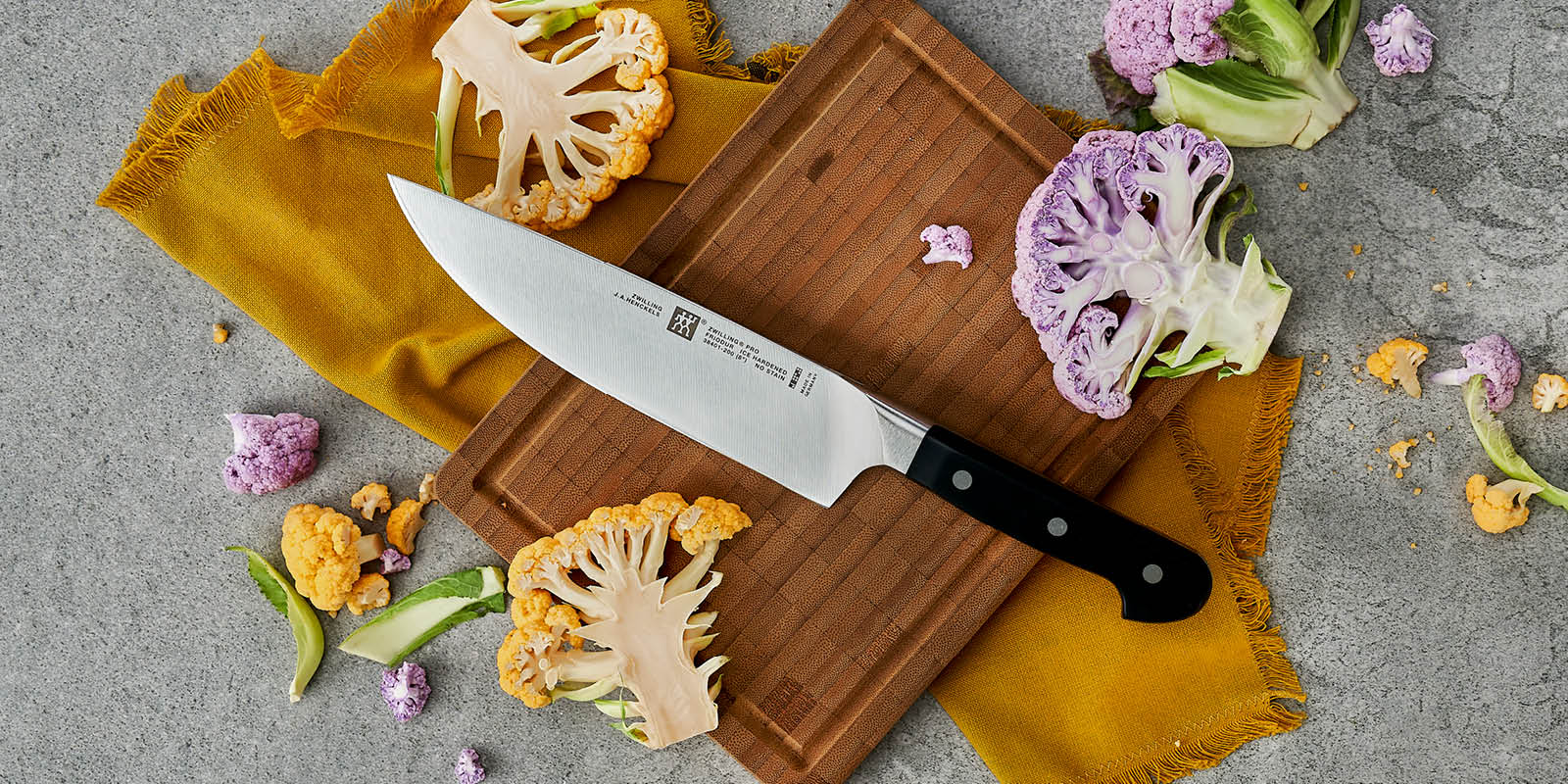 Zwilling J.A. Henckels Zwilling J.A. Henckels Pro Chef's Knife product image 5